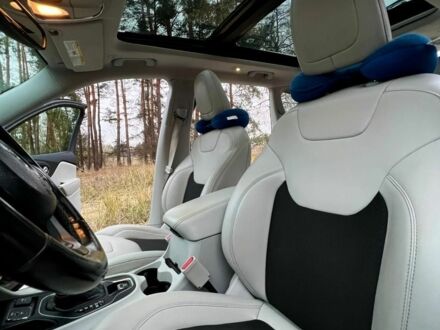 Синій Джип Cherokee, об'ємом двигуна 2.4 л та пробігом 117 тис. км за 15800 $, фото 1 на Automoto.ua