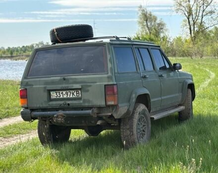Зеленый Джип Чероки, объемом двигателя 0 л и пробегом 361 тыс. км за 3993 $, фото 3 на Automoto.ua