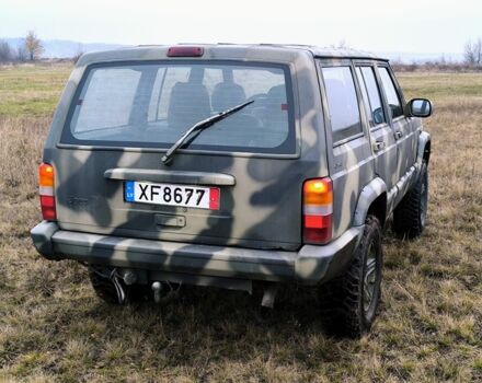 Зелений Джип Cherokee, об'ємом двигуна 2.5 л та пробігом 270 тис. км за 4000 $, фото 5 на Automoto.ua