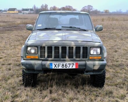 Зелений Джип Cherokee, об'ємом двигуна 2.5 л та пробігом 270 тис. км за 4000 $, фото 1 на Automoto.ua