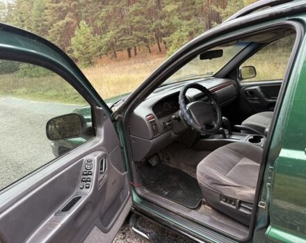 Зеленый Джип Чероки, объемом двигателя 3.1 л и пробегом 285 тыс. км за 3950 $, фото 10 на Automoto.ua