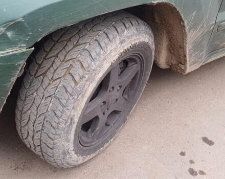 Зеленый Джип Чероки, объемом двигателя 3 л и пробегом 200 тыс. км за 2800 $, фото 3 на Automoto.ua