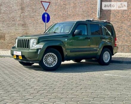 Зелений Джип Cherokee, об'ємом двигуна 2.77 л та пробігом 250 тис. км за 9999 $, фото 2 на Automoto.ua