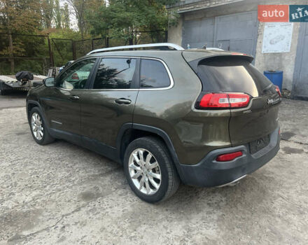 Джип Чероки 2014 в Каневе на Automoto.ua Зеленый Джип Чероки, объемом двигателя 2.36 л и пробегом 143 тыс. км за 13400 $, фото 2 на Automoto.ua