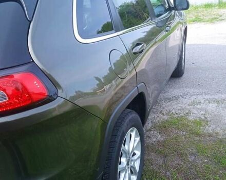 Зеленый Джип Чероки, объемом двигателя 2.36 л и пробегом 237 тыс. км за 11500 $, фото 7 на Automoto.ua