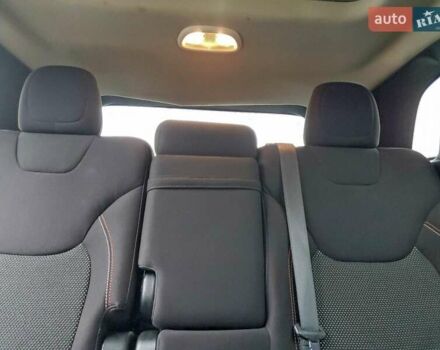 Зеленый Джип Чероки, объемом двигателя 3.24 л и пробегом 174 тыс. км за 1600 $, фото 9 на Automoto.ua