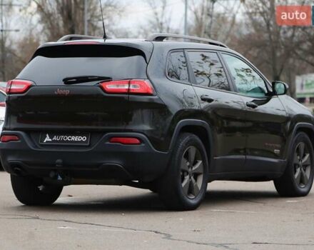 Зелений Джип Cherokee, об'ємом двигуна 2.36 л та пробігом 200 тис. км за 13500 $, фото 6 на Automoto.ua