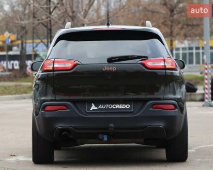 Зелений Джип Cherokee, об'ємом двигуна 2.36 л та пробігом 200 тис. км за 13500 $, фото 5 на Automoto.ua