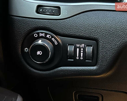 Зелений Джип Cherokee, об'ємом двигуна 2.36 л та пробігом 118 тис. км за 17999 $, фото 15 на Automoto.ua