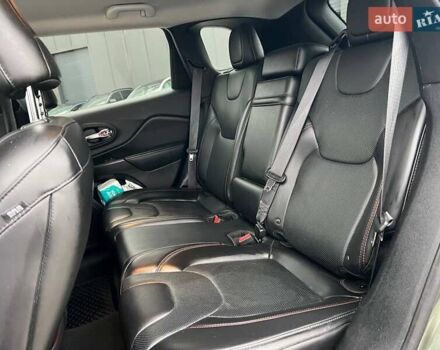 Зеленый Джип Чероки, объемом двигателя 3.2 л и пробегом 93 тыс. км за 21990 $, фото 36 на Automoto.ua