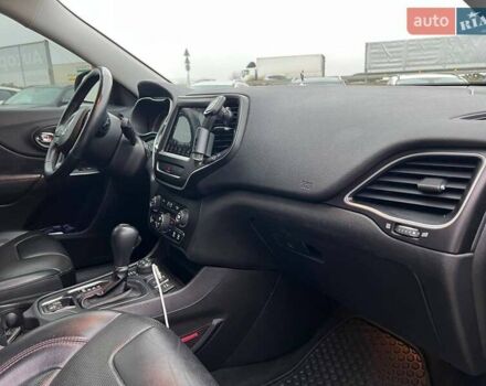 Зеленый Джип Чероки, объемом двигателя 3.2 л и пробегом 93 тыс. км за 21990 $, фото 39 на Automoto.ua