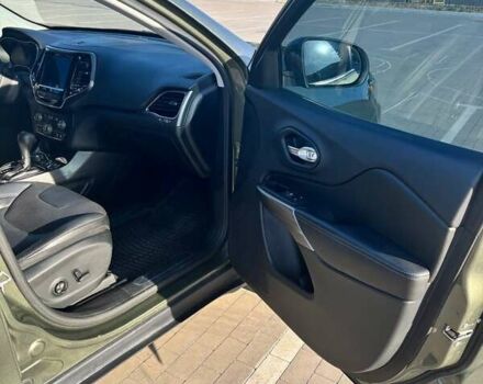 Зелений Джип Cherokee, об'ємом двигуна 3.24 л та пробігом 52 тис. км за 19500 $, фото 9 на Automoto.ua