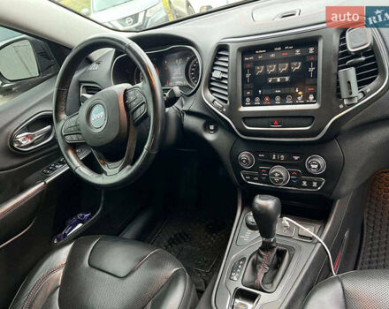 Зеленый Джип Чероки, объемом двигателя 3.2 л и пробегом 93 тыс. км за 21990 $, фото 40 на Automoto.ua