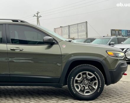 Зеленый Джип Чероки, объемом двигателя 3.2 л и пробегом 93 тыс. км за 21990 $, фото 10 на Automoto.ua