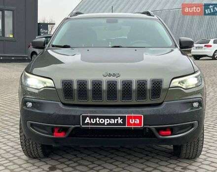 Зеленый Джип Чероки, объемом двигателя 3.2 л и пробегом 93 тыс. км за 21990 $, фото 1 на Automoto.ua