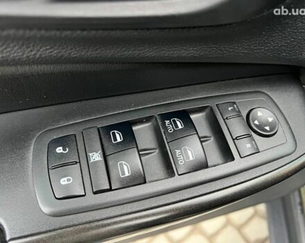 Зеленый Джип Чероки, объемом двигателя 3.2 л и пробегом 93 тыс. км за 21990 $, фото 15 на Automoto.ua