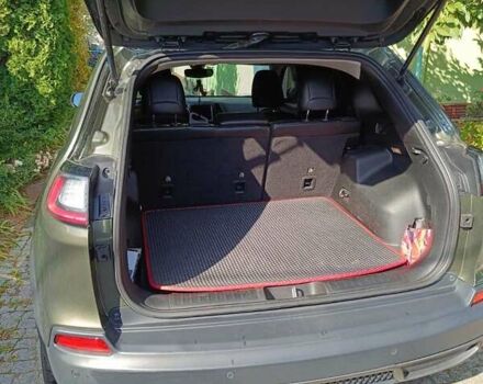 Джип Чероки 2018 в Житомире на Automoto.ua Зеленый Джип Чероки, объемом двигателя 3.24 л и пробегом 77 тыс. км за 22000 $, фото 4 на Automoto.ua