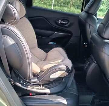 Джип Чероки 2019 в Белой Церкве на Automoto.ua Зеленый Джип Чероки, объемом двигателя 3.2 л и пробегом 93 тыс. км за 21100 $, фото 5 на Automoto.ua