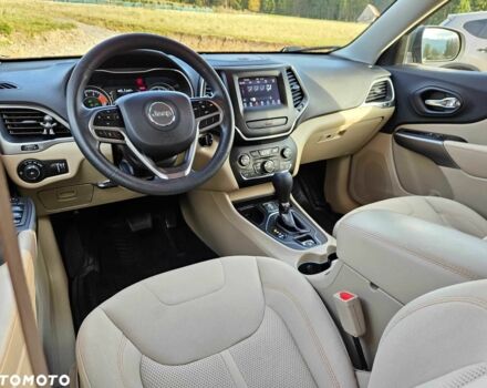 Зелений Джип Cherokee, об'ємом двигуна 0 л та пробігом 73 тис. км за 9399 $, фото 11 на Automoto.ua