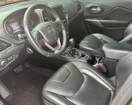 Джип Cherokee 2019 у Полтаві на Automoto.ua Зелений Джип Cherokee, об'ємом двигуна 3.24 л та пробігом 128 тис. км за 17500 $, фото 10 на Automoto.ua