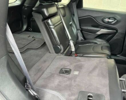 Зелений Джип Cherokee, об'ємом двигуна 3.2 л та пробігом 34 тис. км за 13000 $, фото 10 на Automoto.ua