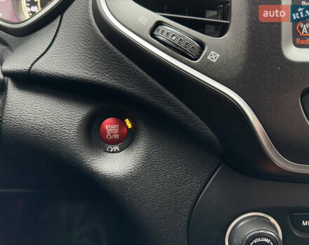 Зелений Джип Cherokee, об'ємом двигуна 3.24 л та пробігом 124 тис. км за 19900 $, фото 29 на Automoto.ua