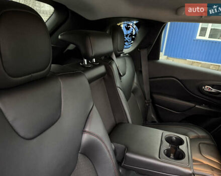 Зелений Джип Cherokee, об'ємом двигуна 3.24 л та пробігом 124 тис. км за 19900 $, фото 47 на Automoto.ua