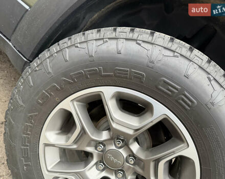 Зелений Джип Cherokee, об'ємом двигуна 3.24 л та пробігом 124 тис. км за 19900 $, фото 13 на Automoto.ua