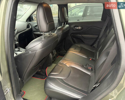 Зелений Джип Cherokee, об'ємом двигуна 3.24 л та пробігом 124 тис. км за 19900 $, фото 39 на Automoto.ua