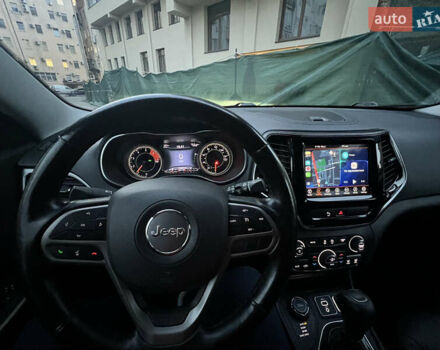 Зеленый Джип Чероки, объемом двигателя 2 л и пробегом 35 тыс. км за 21000 $, фото 1 на Automoto.ua