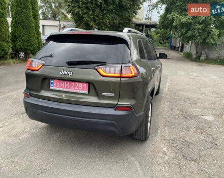 Зелений Джип Cherokee, об'ємом двигуна 2.4 л та пробігом 133 тис. км за 15000 $, фото 2 на Automoto.ua
