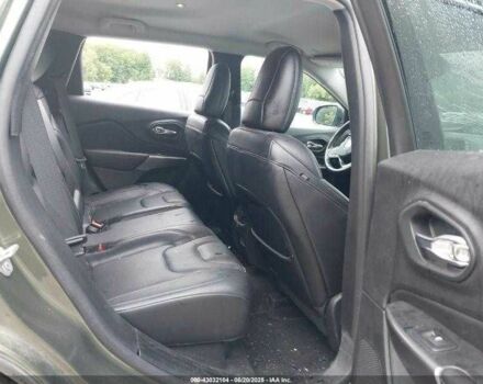 Джип Чероки 2021 в Харькове на Automoto.ua Зеленый Джип Чероки, объемом двигателя 0 л и пробегом 72 тыс. км за 15000 $, фото 4 на Automoto.ua