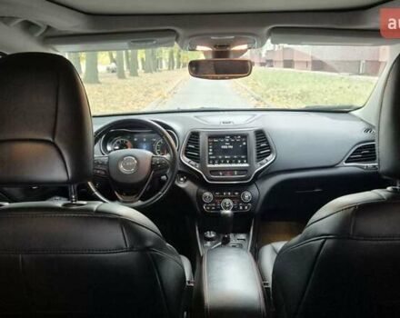 Джип Чероки 2021 в Полтаве на Automoto.ua Зеленый Джип Чероки, объемом двигателя 3.24 л и пробегом 91 тыс. км за 22000 $, фото 14 на Automoto.ua