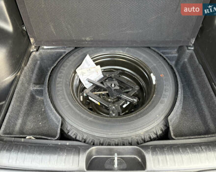 Зелений Джип Cherokee, об'ємом двигуна 3.24 л та пробігом 74 тис. км за 17700 $, фото 13 на Automoto.ua