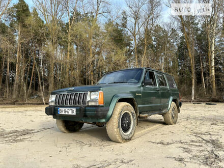 Зелений Джип Cherokee, об'ємом двигуна 4 л та пробігом 300 тис. км за 5000 $, фото 1 на Automoto.ua