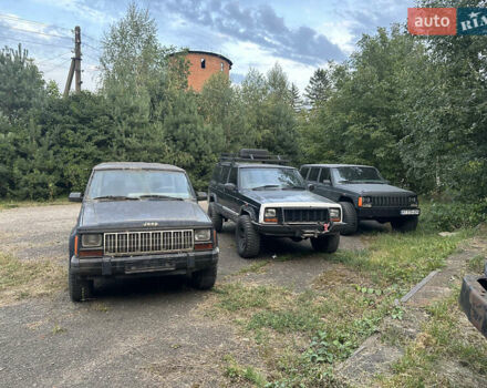 Зелений Джип Cherokee, об'ємом двигуна 4 л та пробігом 200 тис. км за 4200 $, фото 1 на Automoto.ua