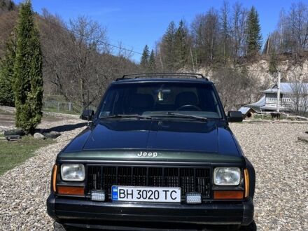 Джип Cherokee 1996 у Калуше на Automoto.ua Зелений Джип Cherokee, об'ємом двигуна 2.5 л та пробігом 250 тис. км за 7900 $, фото 1 на Automoto.ua