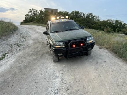 Джип Cherokee 2000 у Изюме на Automoto.ua Зелений Джип Cherokee, об'ємом двигуна 0 л та пробігом 330 тис. км за 4000 $, фото 1 на Automoto.ua
