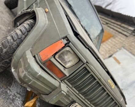 Зеленый Джип Чероки, объемом двигателя 4.8 л и пробегом 200 тыс. км за 1000 $, фото 1 на Automoto.ua