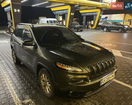 Зеленый Джип Чероки, объемом двигателя 1.96 л и пробегом 186 тыс. км за 14000 $, фото 1 на Automoto.ua