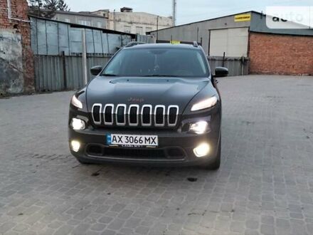 Джип Cherokee 2016 у Харкові на Automoto.ua Зелений Джип Cherokee, об'ємом двигуна 3.2 л та пробігом 170 тис. км за 16200 $, фото 1 на Automoto.ua