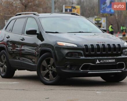 Зелений Джип Cherokee, об'ємом двигуна 2.36 л та пробігом 200 тис. км за 13500 $, фото 1 на Automoto.ua