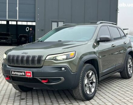 Зеленый Джип Чероки, объемом двигателя 3.2 л и пробегом 93 тыс. км за 21990 $, фото 1 на Automoto.ua