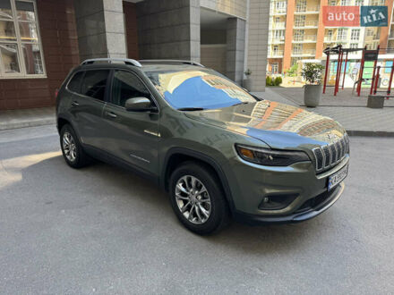 Джип Cherokee 2019 у Києві на Automoto.ua Зелений Джип Cherokee, об'ємом двигуна 2.36 л та пробігом 51 тис. км за 22500 $, фото 1 на Automoto.ua