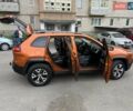 Оранжевый Джип Чероки, объемом двигателя 2.36 л и пробегом 230 тыс. км за 14300 $, фото 28 на Automoto.ua