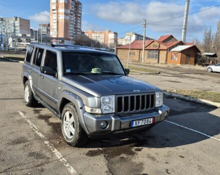 Сірий Джип Коммандер, об'ємом двигуна 3 л та пробігом 344 тис. км за 5400 $, фото 1 на Automoto.ua
