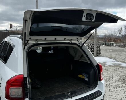 Білий Джип Compass, об'ємом двигуна 2 л та пробігом 151 тис. км за 7800 $, фото 6 на Automoto.ua