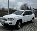 Білий Джип Compass, об'ємом двигуна 2 л та пробігом 151 тис. км за 7800 $, фото 1 на Automoto.ua