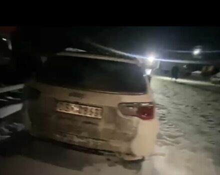 Білий Джип Compass, об'ємом двигуна 2.4 л та пробігом 170 тис. км за 4500 $, фото 2 на Automoto.ua