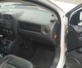 Белый Джип Компас, объемом двигателя 2.14 л и пробегом 320 тыс. км за 7600 $, фото 14 на Automoto.ua